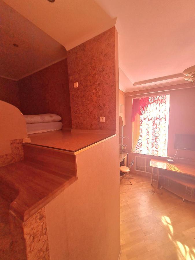 Центр, Євгена Коновальця, 3 Apartment Lutsk Exterior photo